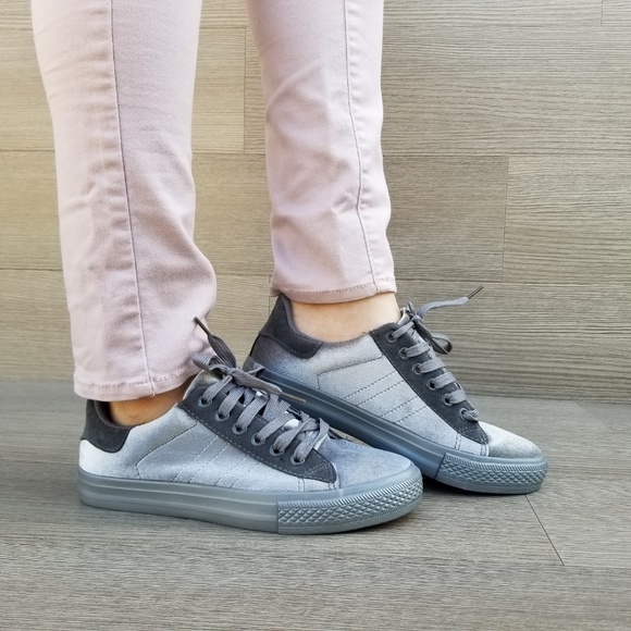Shoes - Gray Velvet Fashion Low Top Sneakers